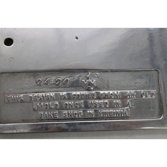 VINTAGE PAIR OF COLONIAL WILLIAMSBURG REPRODUCTION COOKIE MOLDS GINGERBREAD - Picture 4 of 8